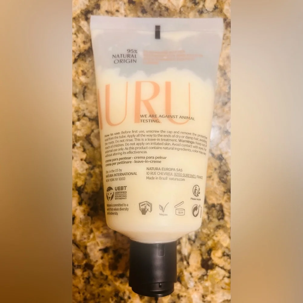 Natura Ekos Murumuru leave-in hair conditioning treatment